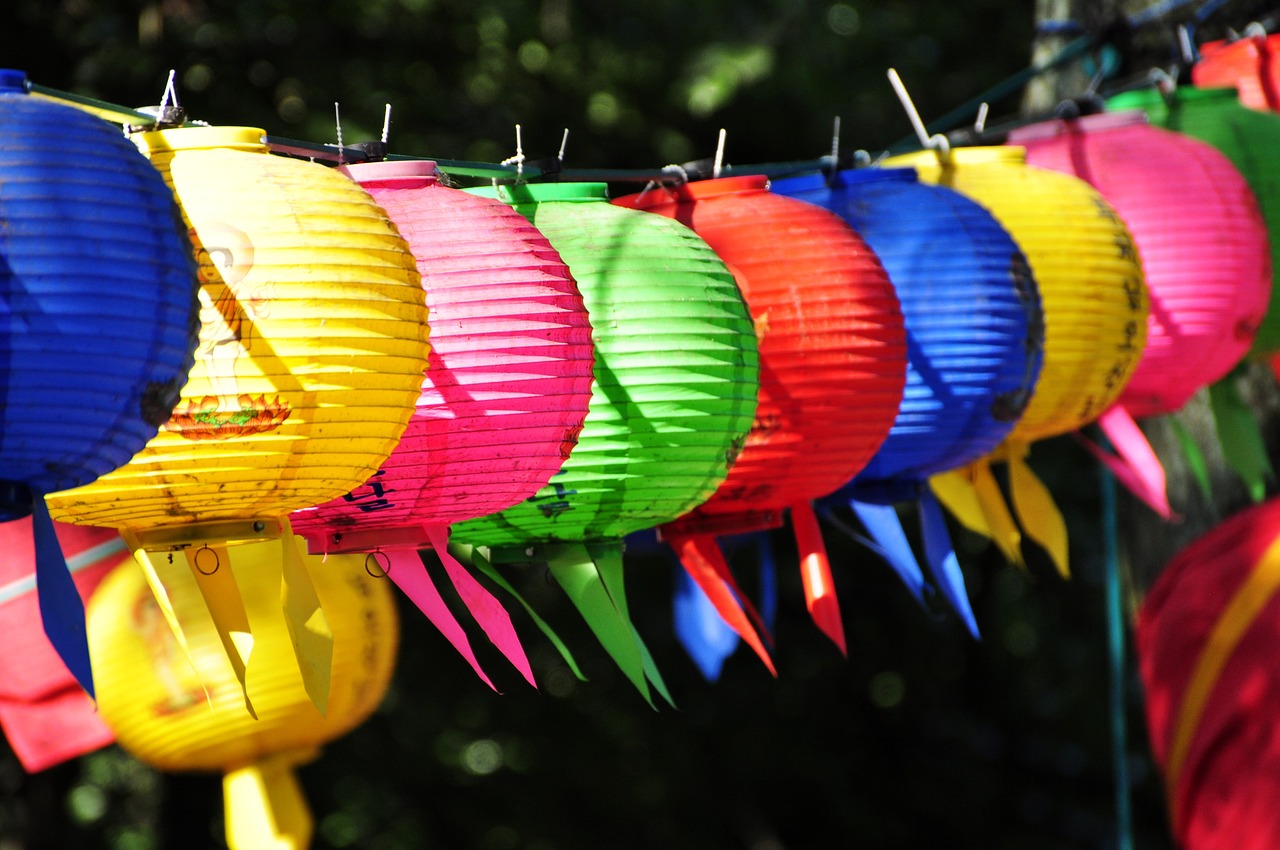 multicoloured, lampion, red